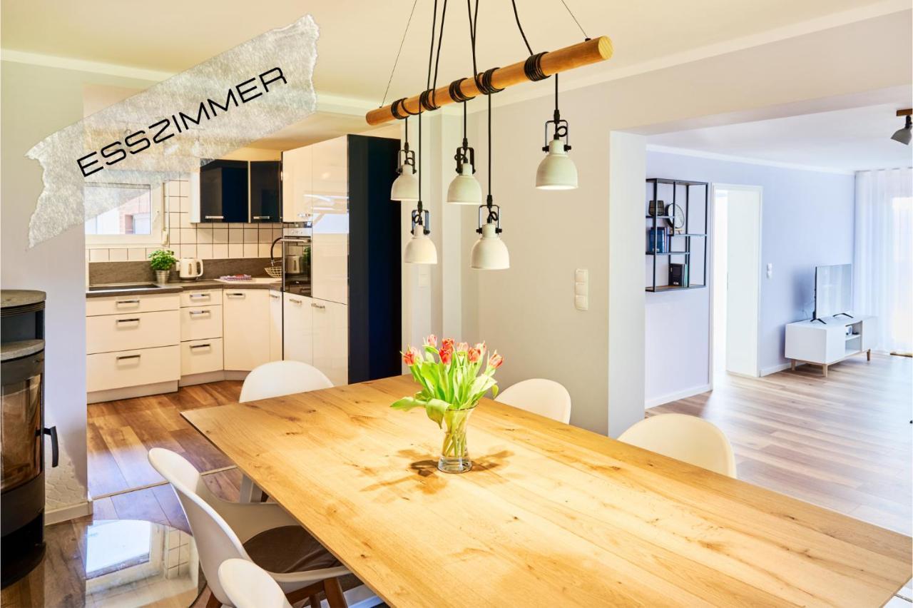 Grosszuegige Ferienwohnung Mit Terrasse Busum Exterior photo